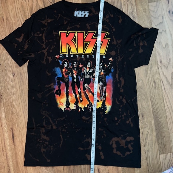 Custom NWOT KISS Bleached Dyed Tee Size M - Picture 5 of 5